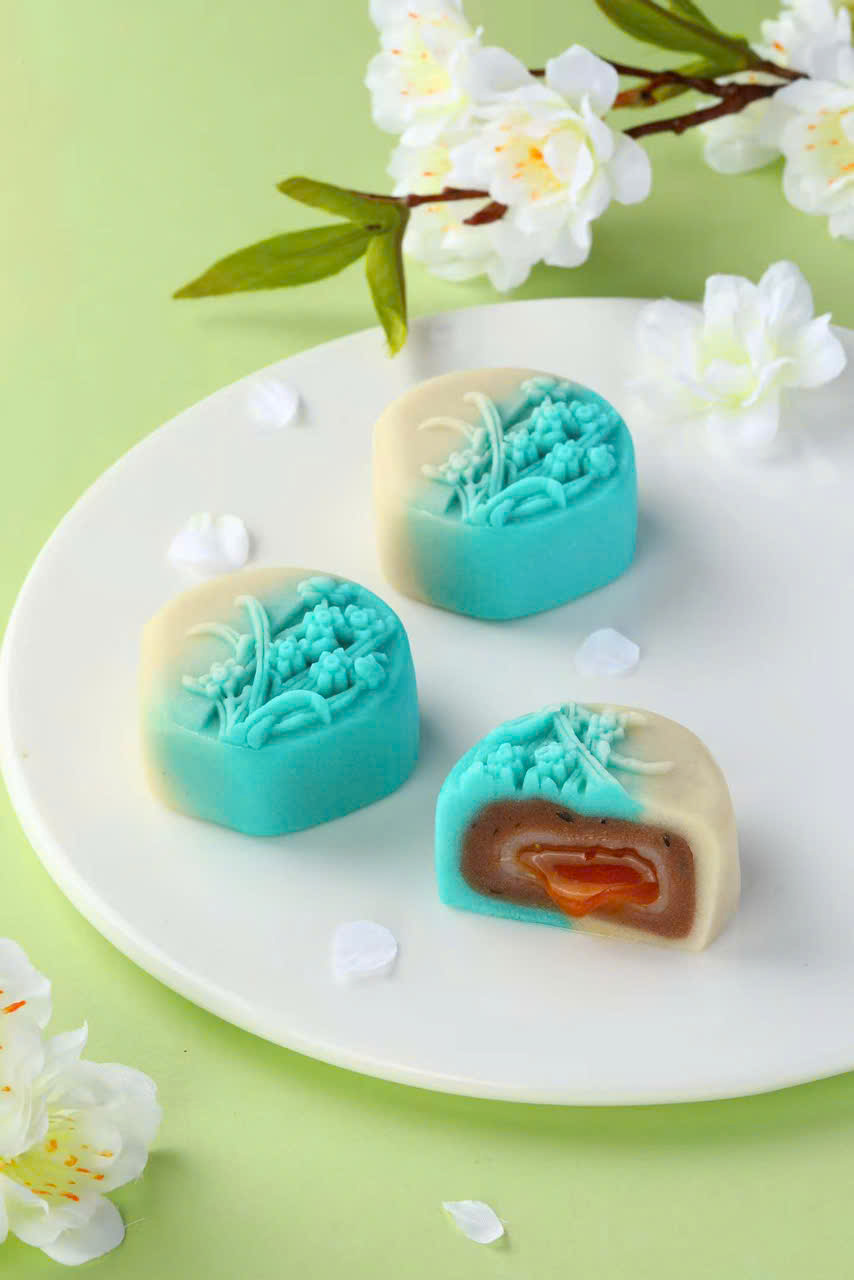 Bánh Trung thu hoa quả vị trứng chảy